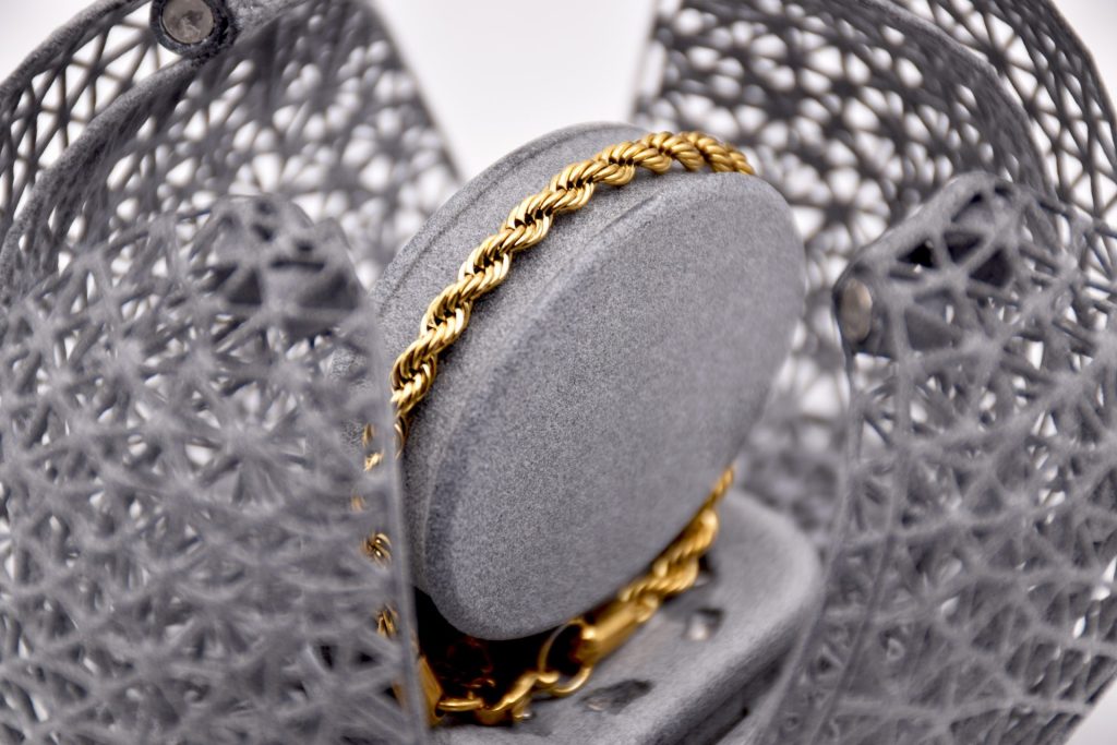 High-detail luxury 3D printed design piece